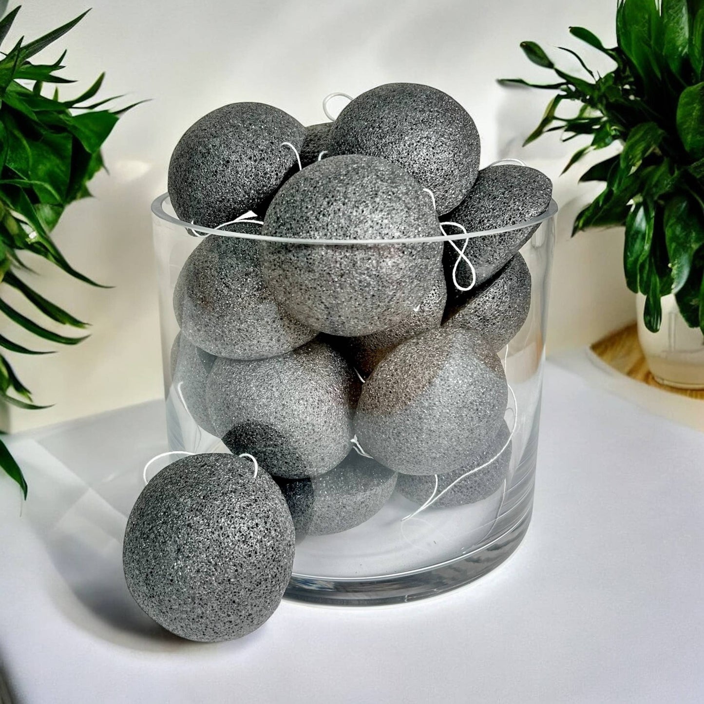 Natural Konjac Facial Cleansing Sponge