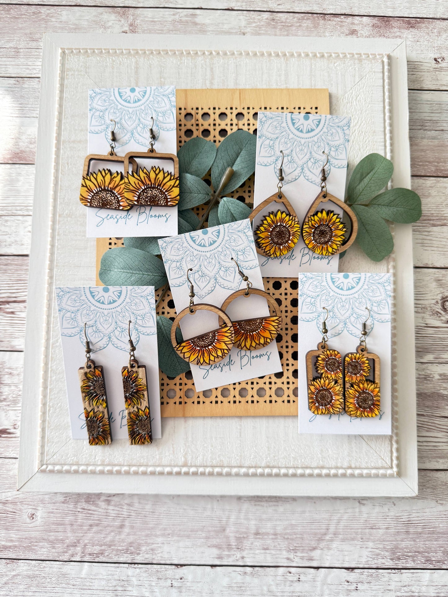 Maple Wood Leaves Earrings