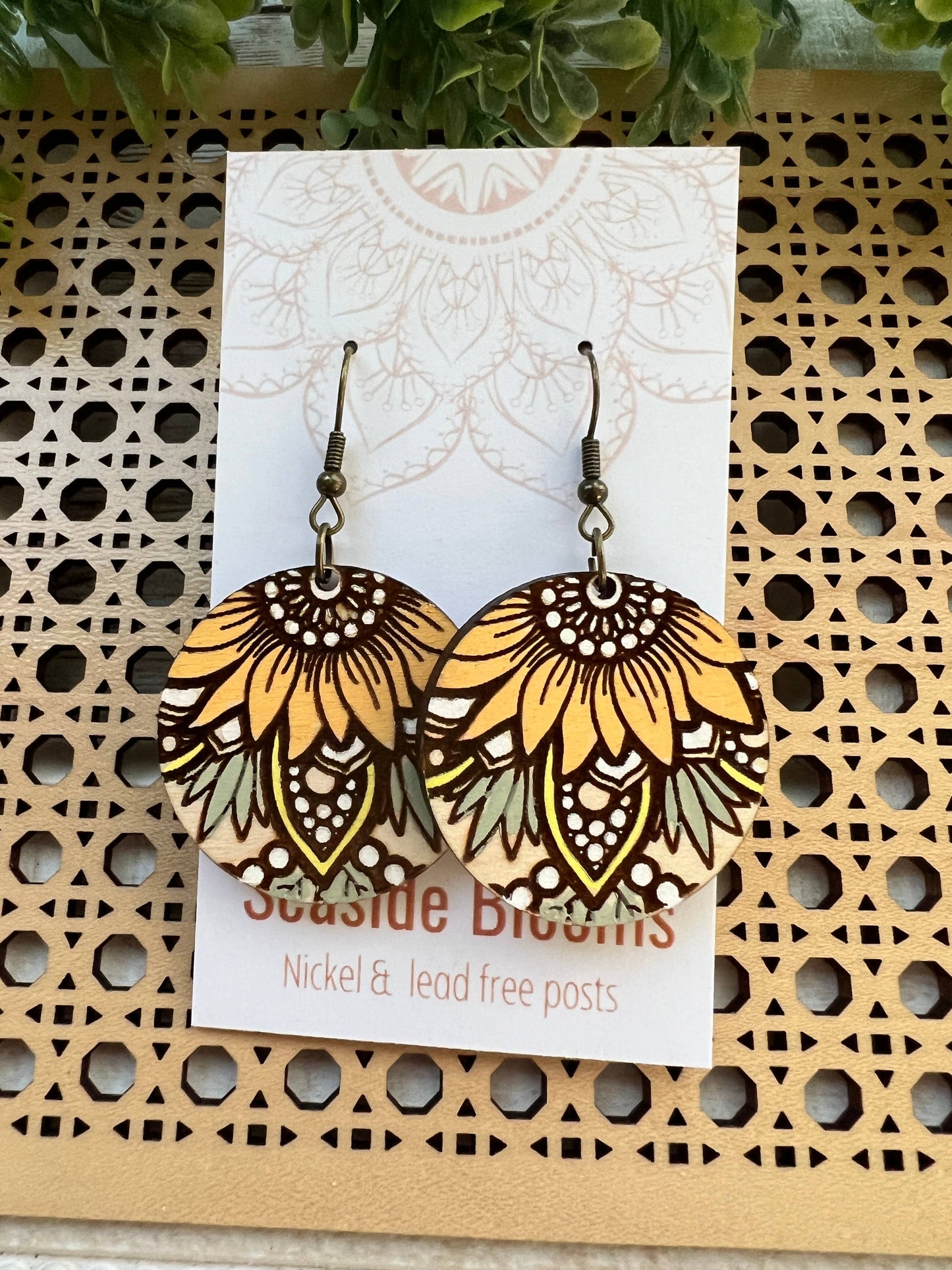 Maple Wood Earrings With Sunflower