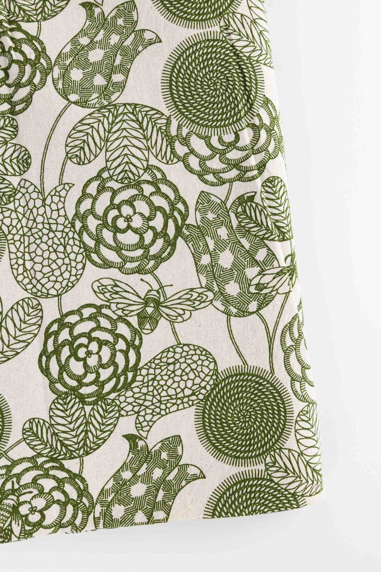 Bountiful Bee Napkin