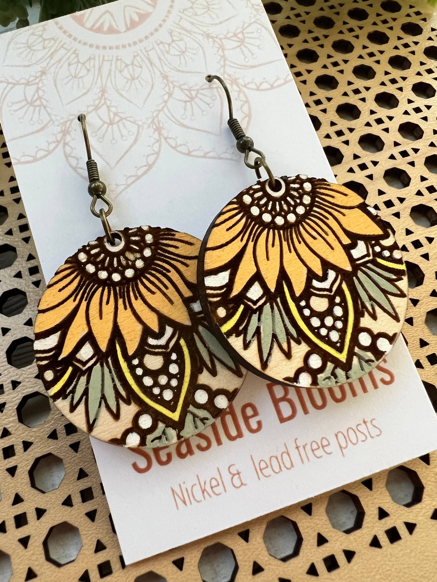 Maple Wood Earrings With Sunflower
