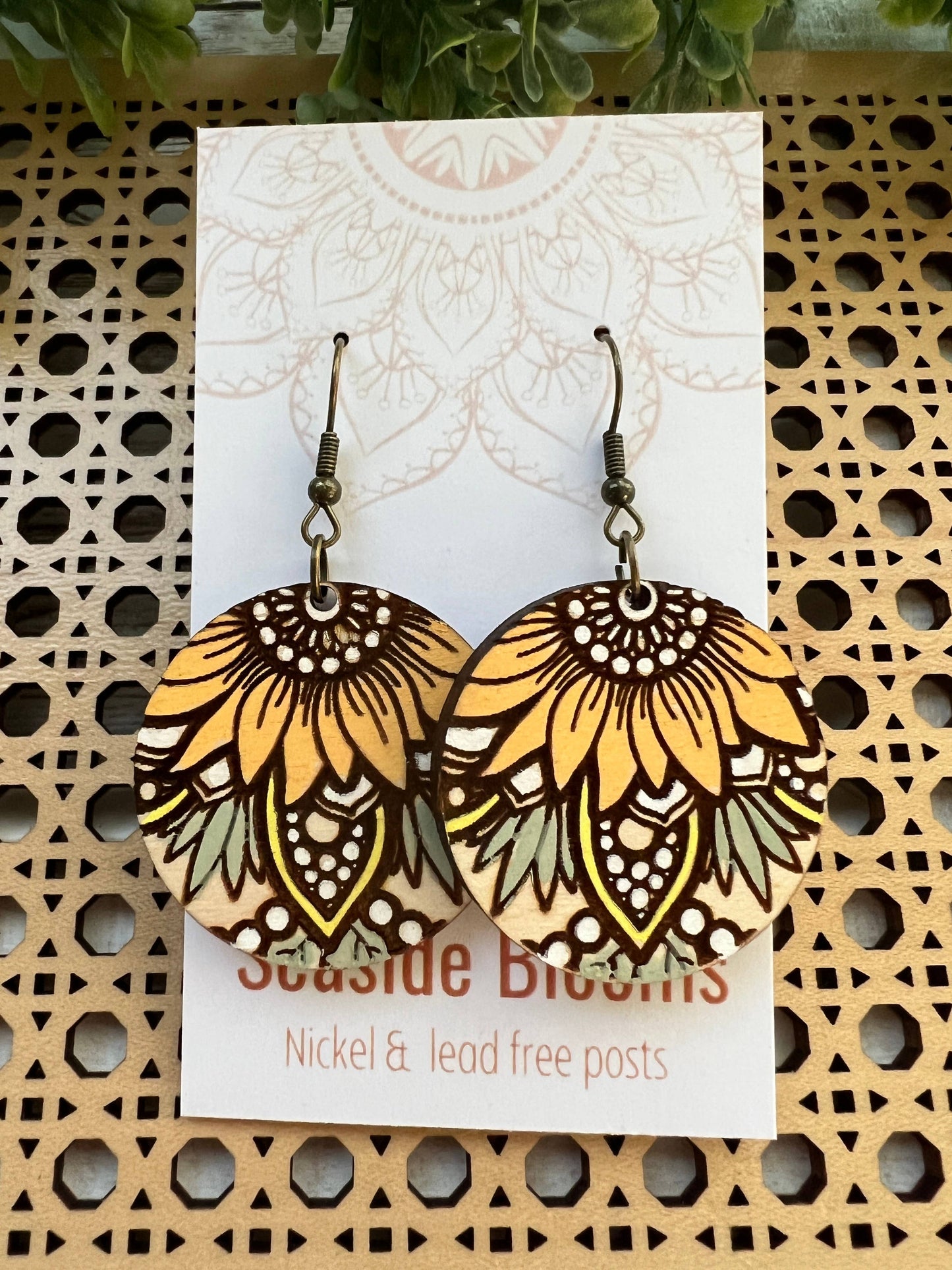 Maple Wood Earrings With Sunflower