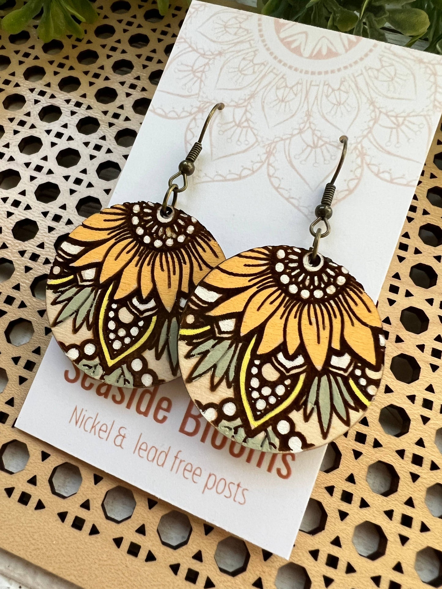 Maple Wood Earrings With Sunflower