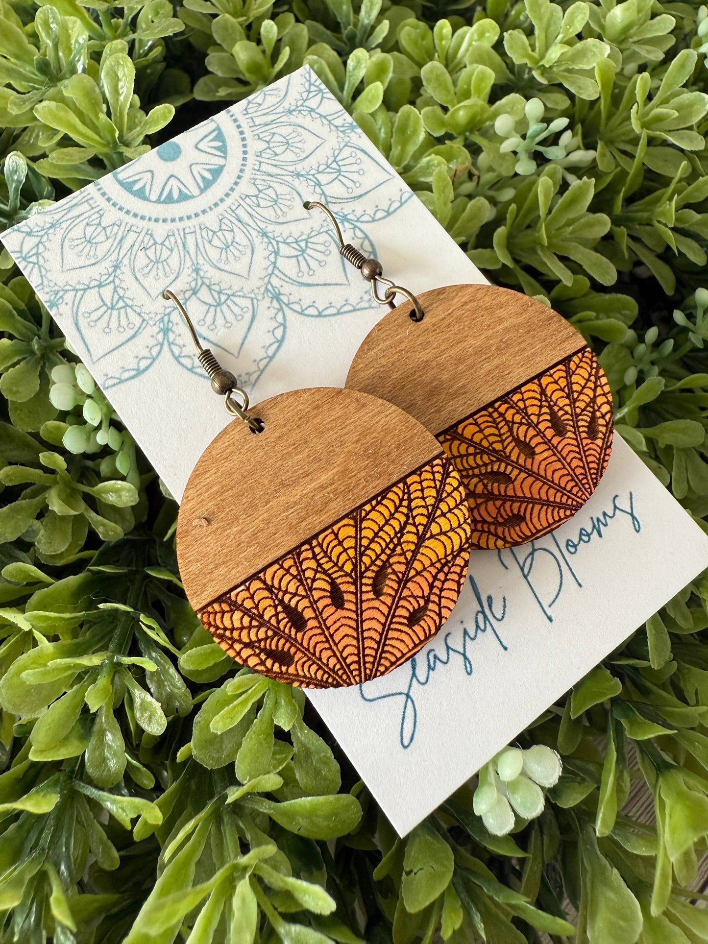Maple Wood Leaves Earrings