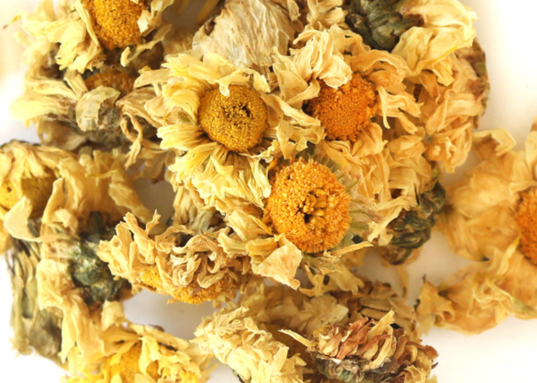 Chrysanthemum Flowers (Organic)